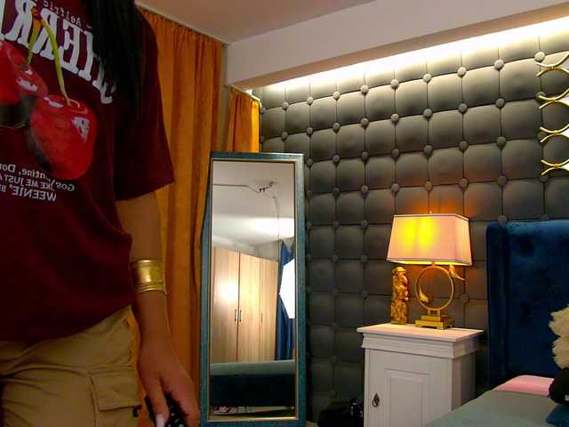 LeyaCass live cam on BongaCams