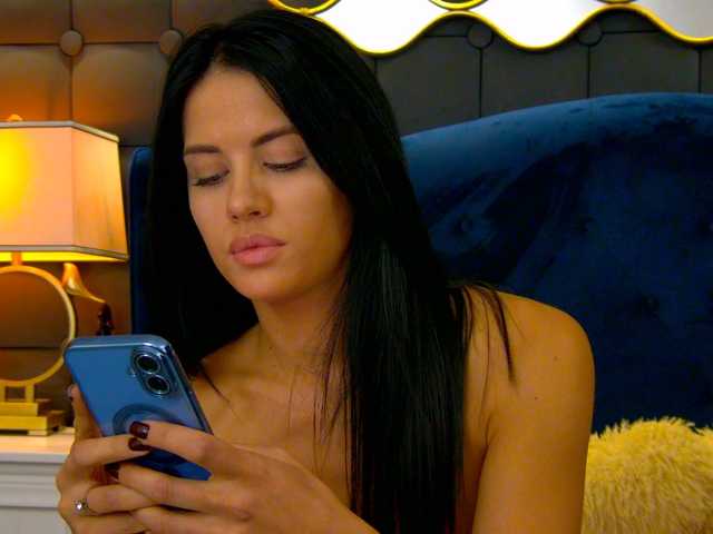 LeyaCass live cam on BongaCams
