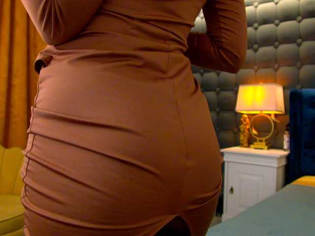 LeyaCass live cam preview