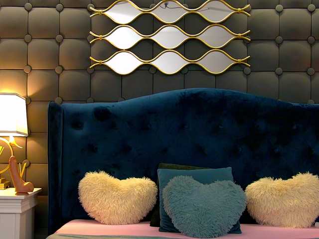 LeyaCass live cam on BongaCams