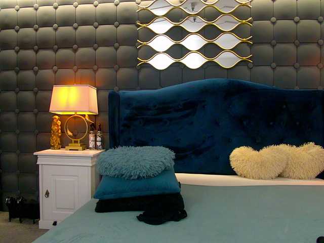 LeyaCass — live female cam