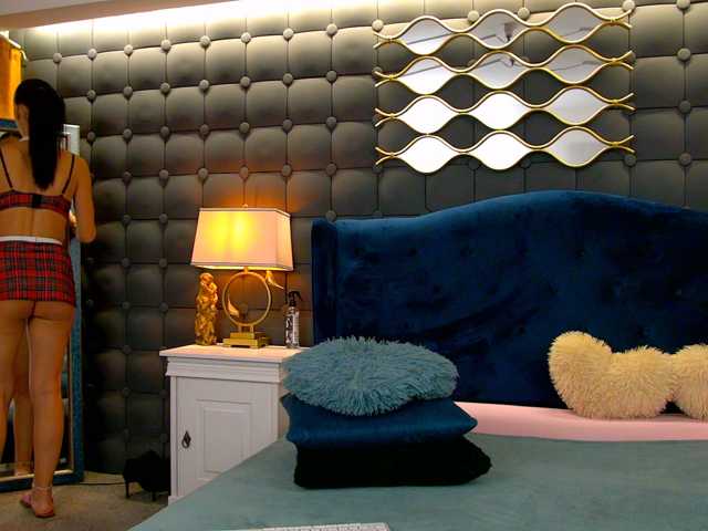 LeyaCass live cam on BongaCams
