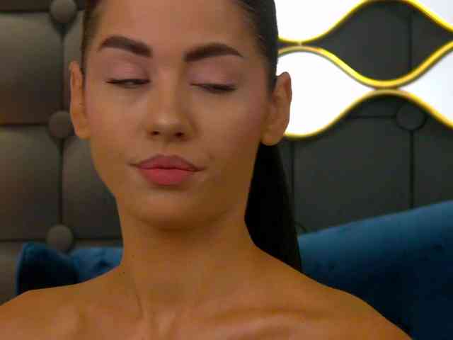 LeyaCass LeyaCass