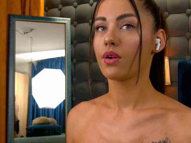 LeyaCass LeyaCass