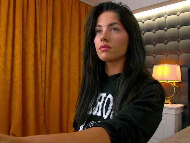 LeyaCass LeyaCass