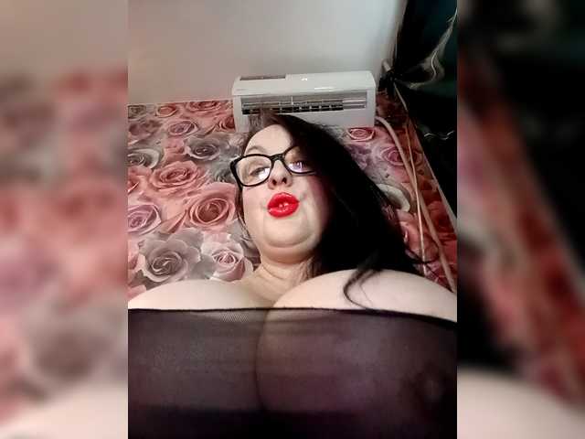ViktoryDimond live cam on BongaCams