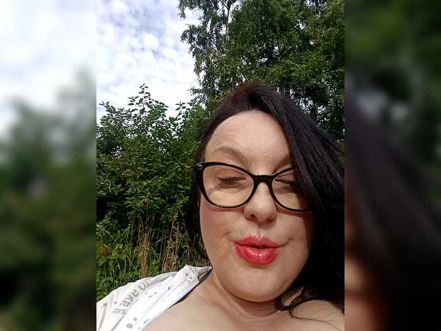 ViktoryDimond live cam