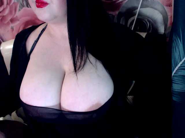 ViktoryDimond's BongaCams show and profile