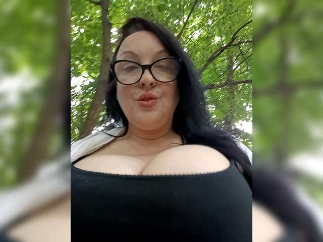 ViktoryDimond live cam on BongaCams