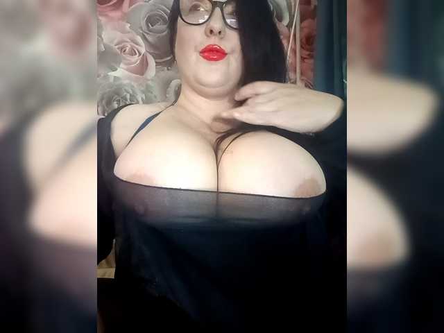ViktoryDimond live cam on BongaCams