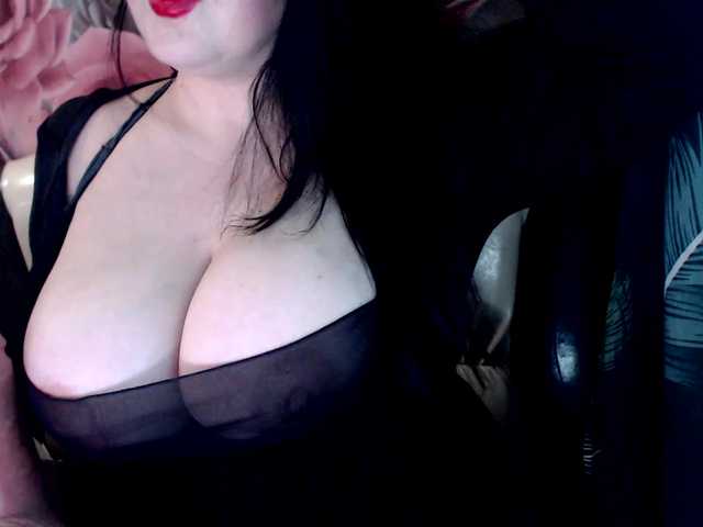 ViktoryDimond's BongaCams show and profile