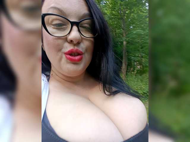 ViktoryDimond live webcam show