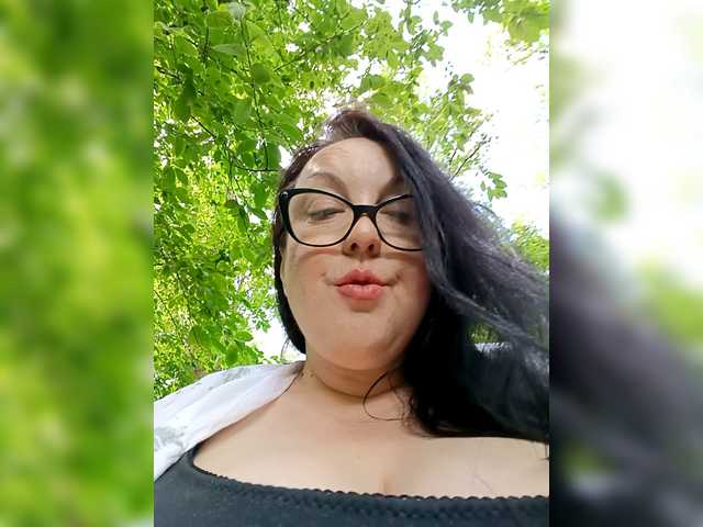 ViktoryDimond live cam on BongaCams