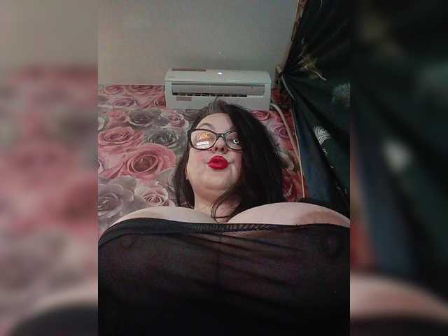 ViktoryDimond's BongaCams show and profile