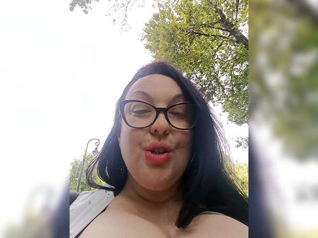ViktoryDimond live webcam show
