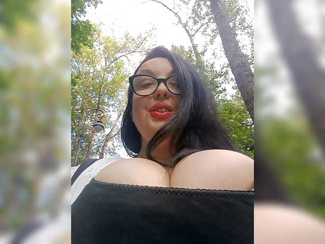 ViktoryDimond live webcam show