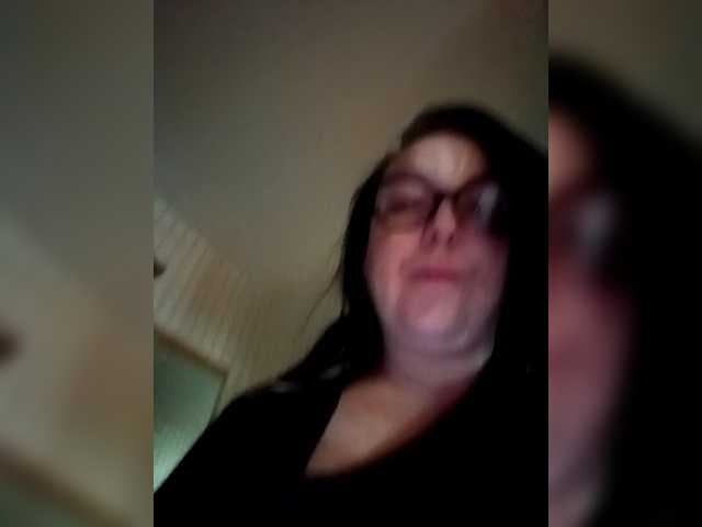 ViktoryDimond's BongaCams show and profile