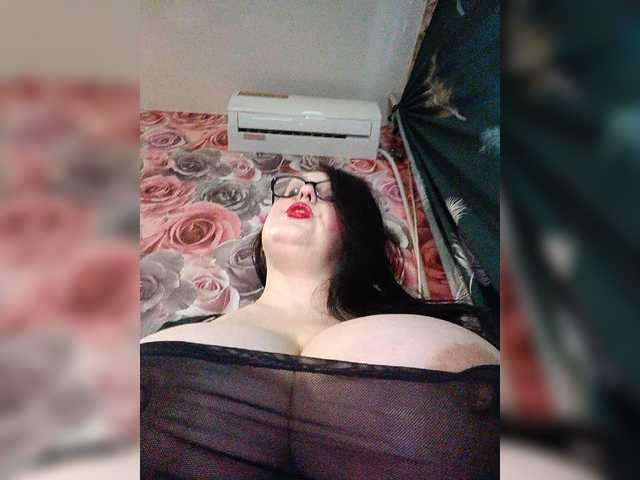 ViktoryDimond's BongaCams show and profile