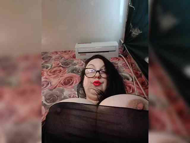 ViktoryDimond webcam