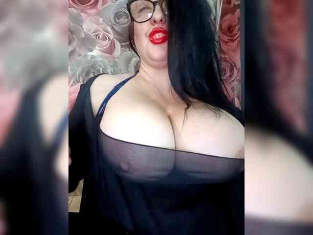 ViktoryDimond webcam