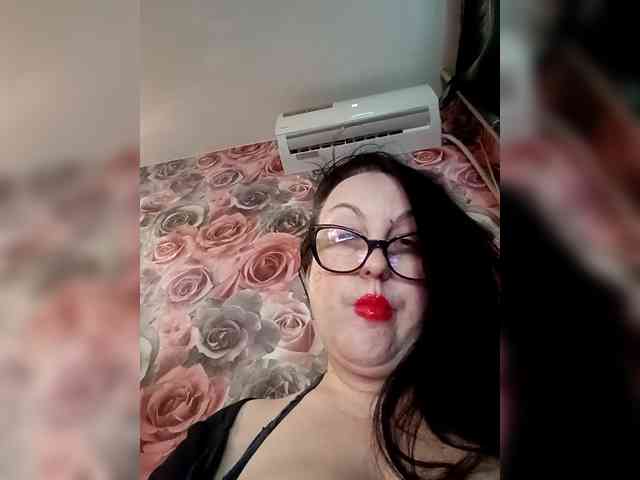 ViktoryDimond webcam