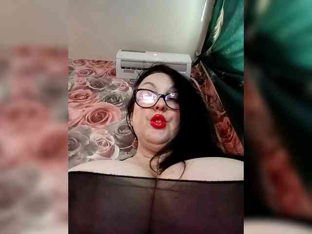 ViktoryDimond webcam