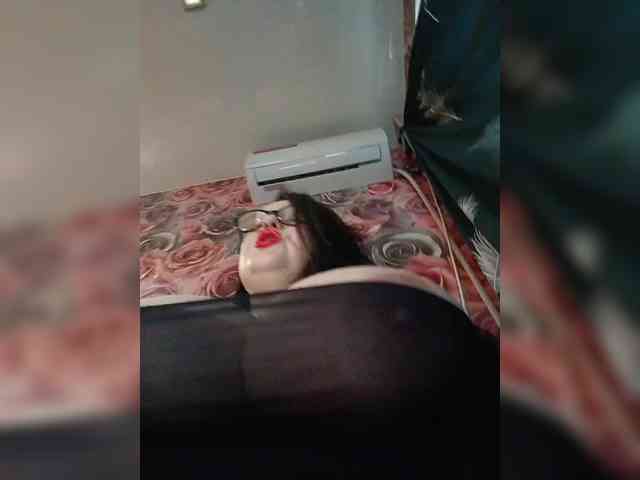 ViktoryDimond webcam