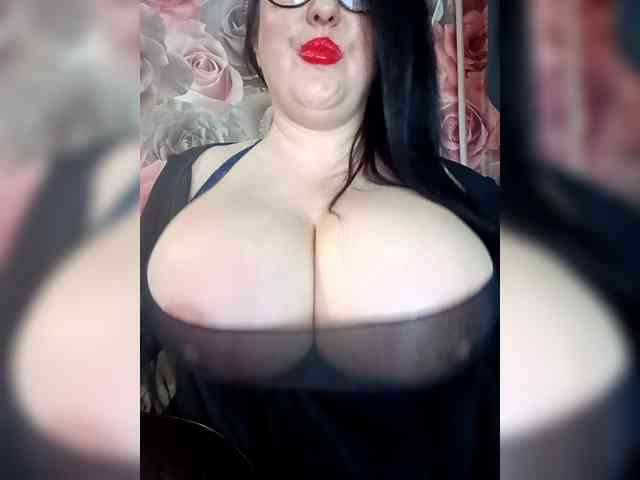 ViktoryDimond webcam