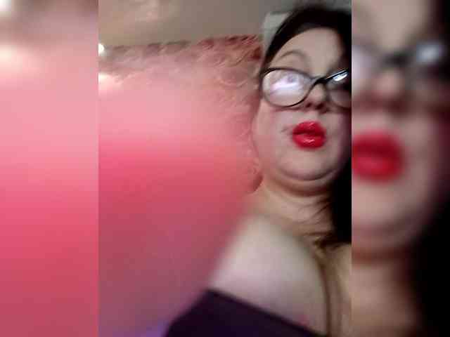 ViktoryDimond webcam