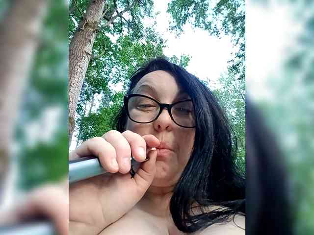 ViktoryDimond webcam