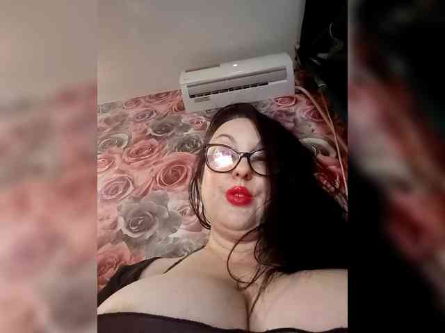 ViktoryDimond webcam