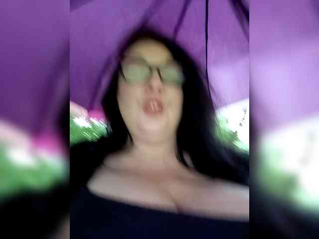 ViktoryDimond webcam