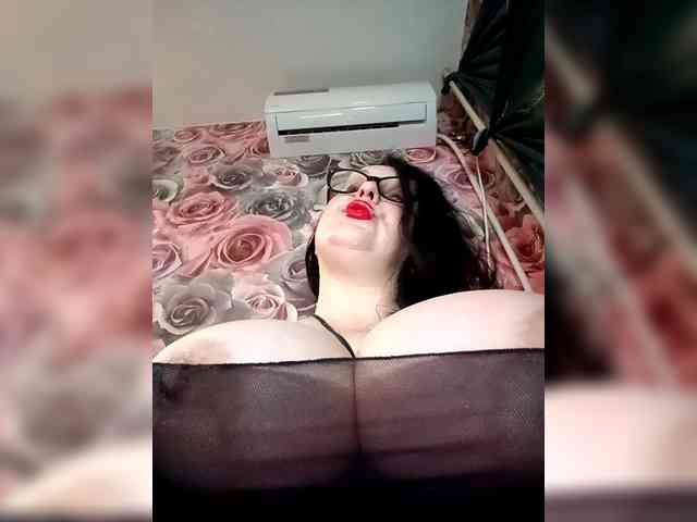 ViktoryDimond webcam
