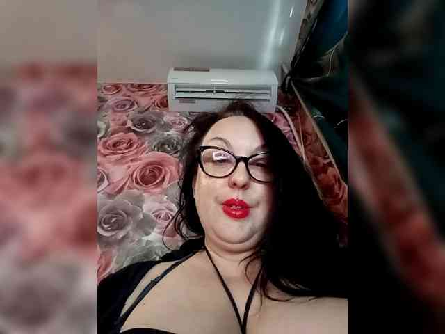 ViktoryDimond webcam