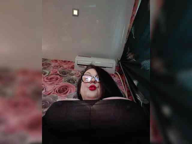 ViktoryDimond webcam