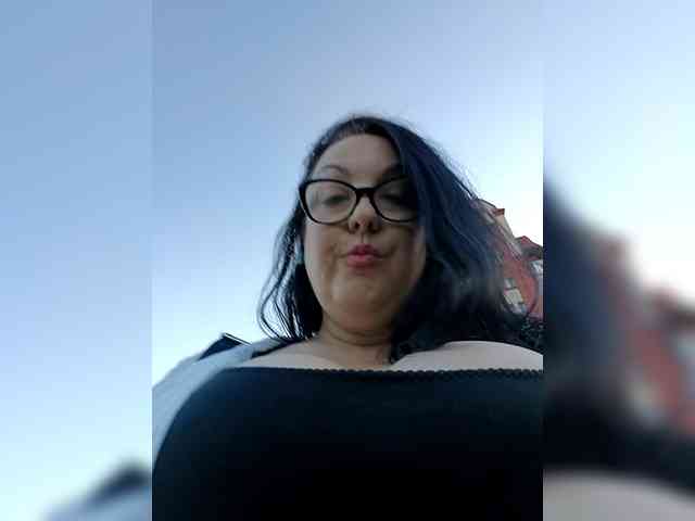 ViktoryDimond webcam
