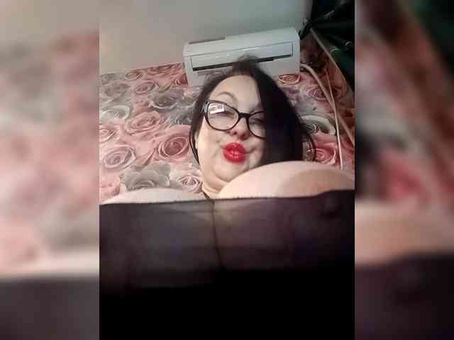 ViktoryDimond webcam