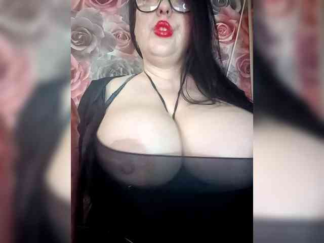 ViktoryDimond webcam