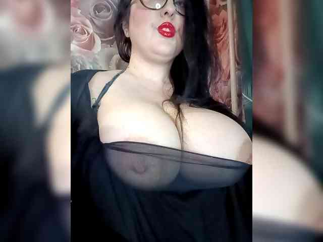 ViktoryDimond webcam
