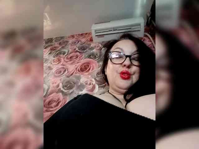 ViktoryDimond webcam