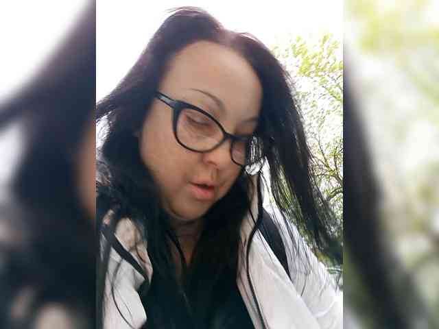 ViktoryDimond webcam
