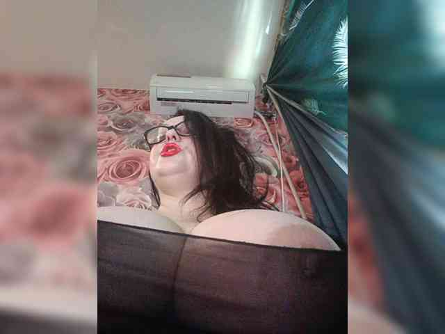 ViktoryDimond webcam
