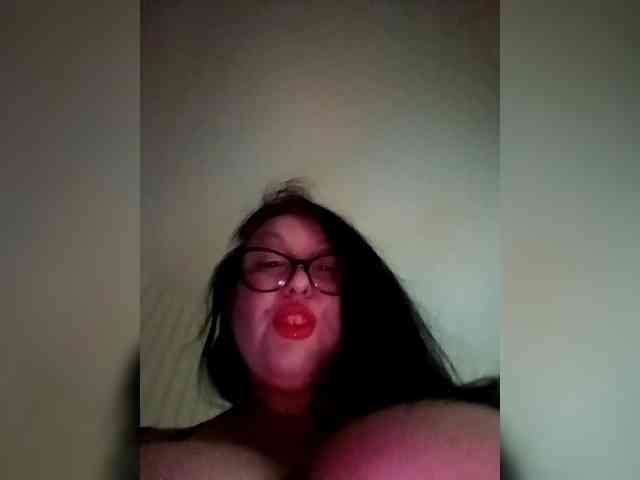 ViktoryDimond webcam