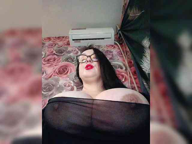 ViktoryDimond webcam