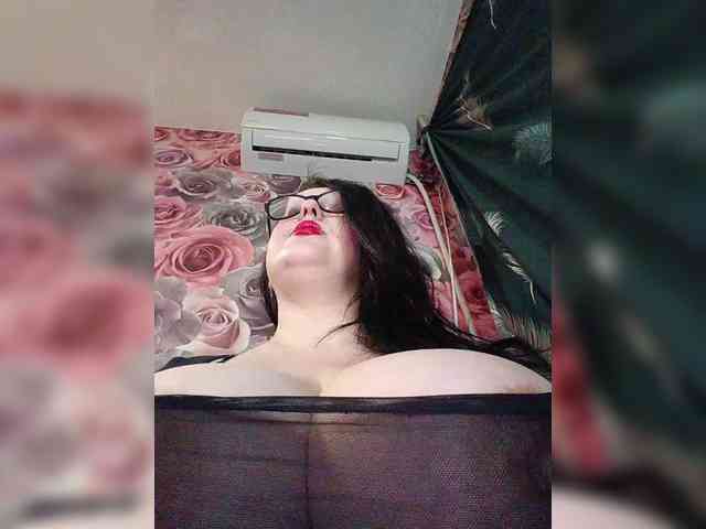 ViktoryDimond webcam