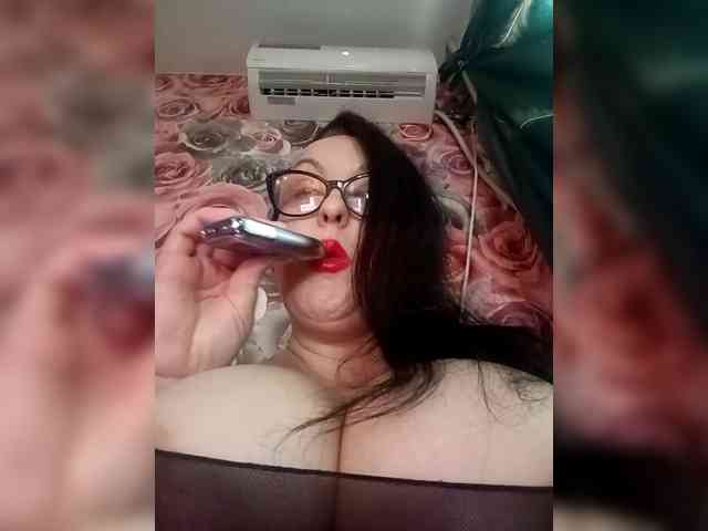 ViktoryDimond webcam