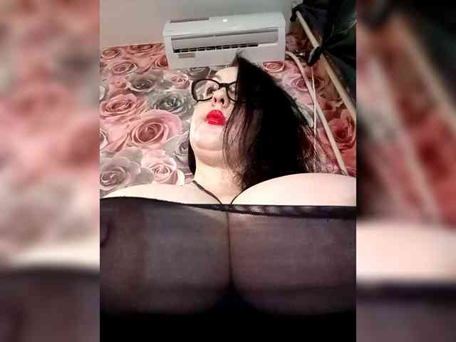 ViktoryDimond webcam