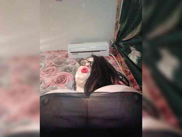 ViktoryDimond webcam