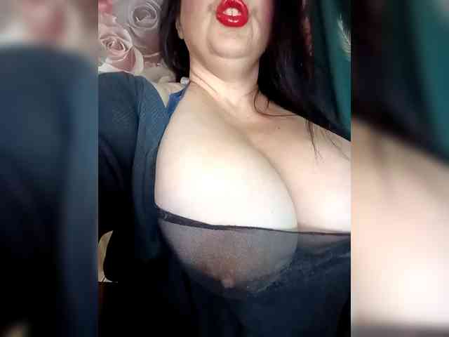 ViktoryDimond webcam
