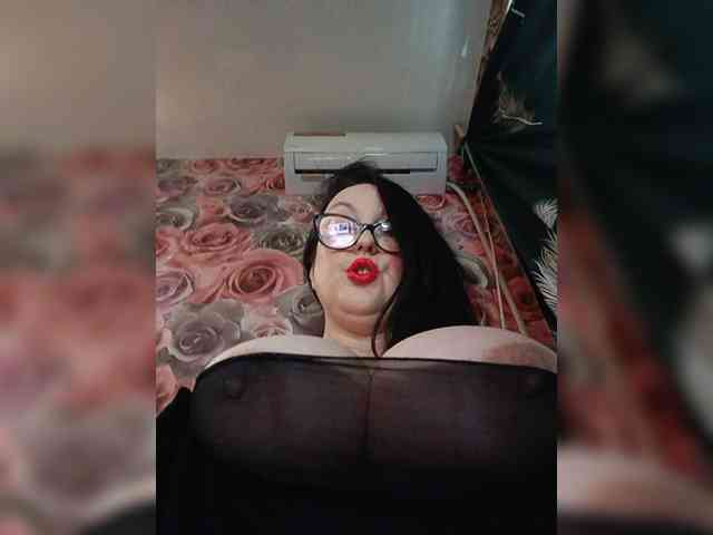 ViktoryDimond webcam